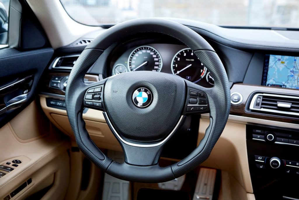 BMW 750i MANSORY, OEM Umbau bei FA-CARDESIGN in Rodgau - Ansicht 18