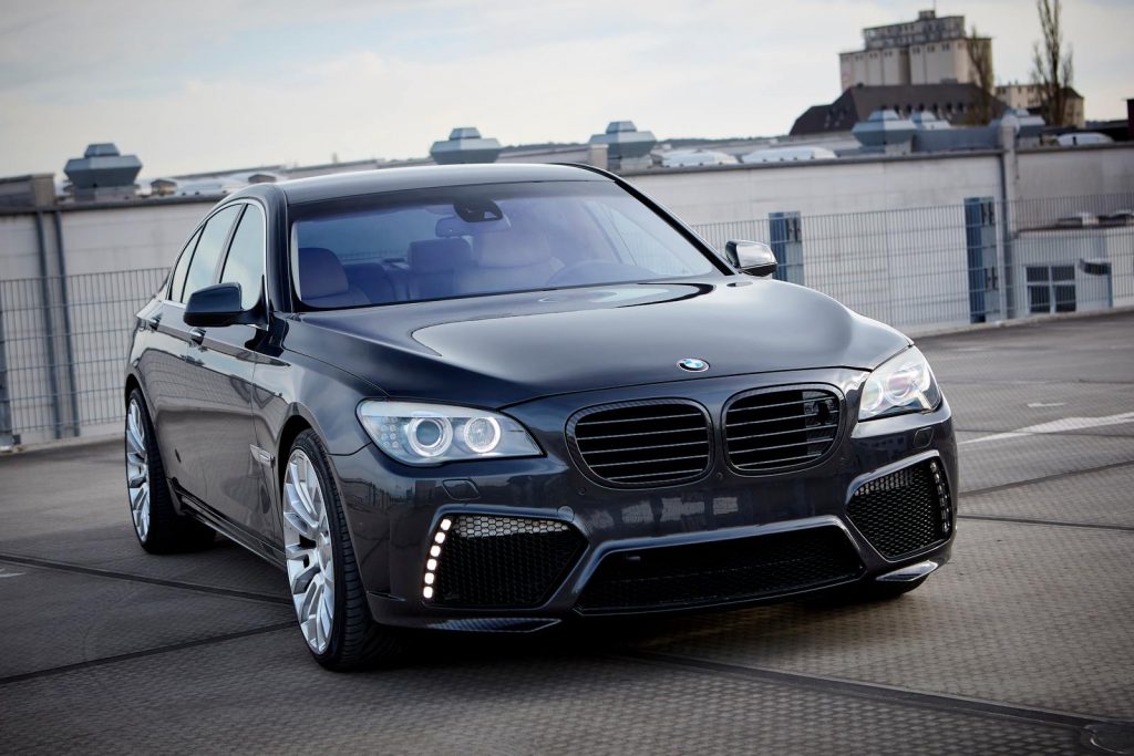 BMW 750i MANSORY, OEM Umbau bei FA-CARDESIGN in Rodgau - Ansicht 4