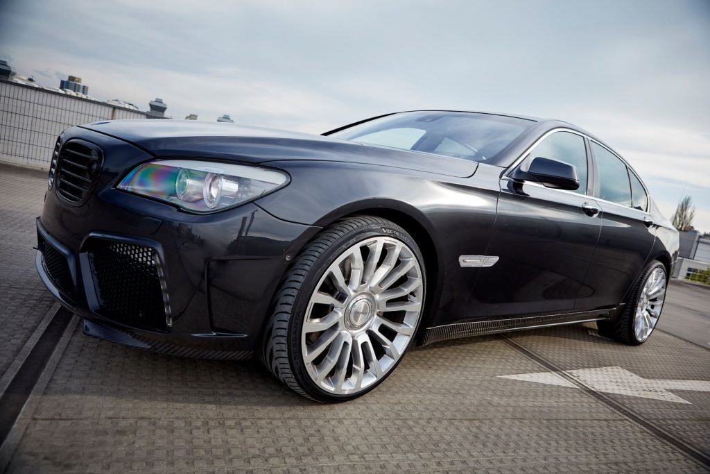 BMW 750i MANSORY, OEM Umbau bei FA-CARDESIGN in Rodgau - Ansicht 3