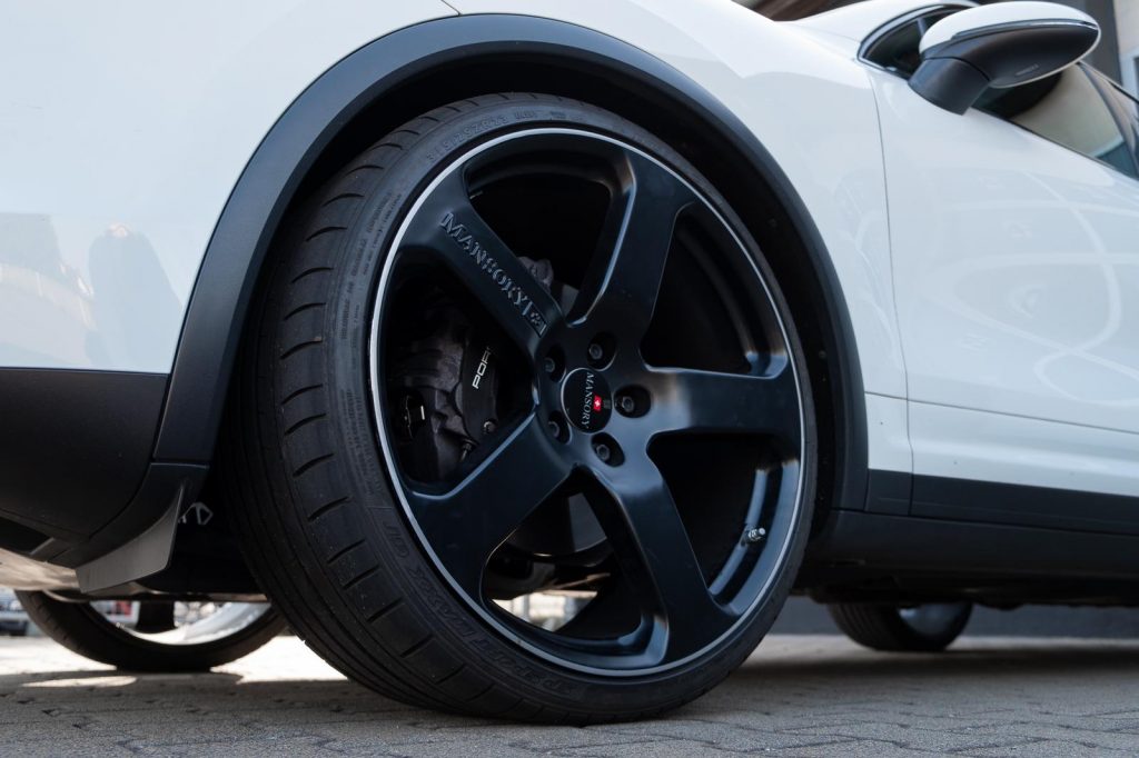 Porsche Cayenne Diesel MK2, Felgen bei FA-CARDESIGN in Rodgau - Ansicht 3