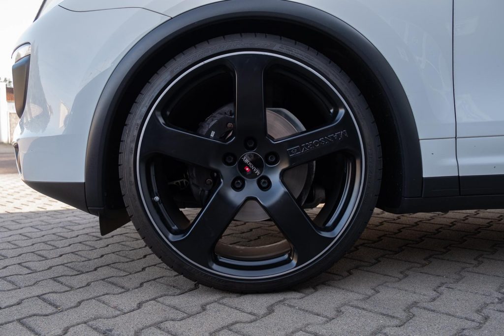 Porsche Cayenne Diesel MK2, Felgen bei FA-CARDESIGN in Rodgau - Ansicht 5