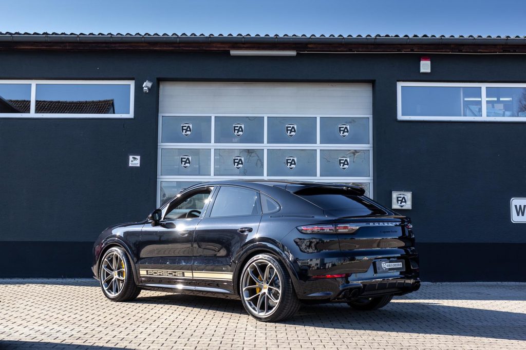 Porsche Cayenne Coupé Turbo (9Y), Fahrwerk bei FA-CARDESIGN in Rodgau - Ansicht 3