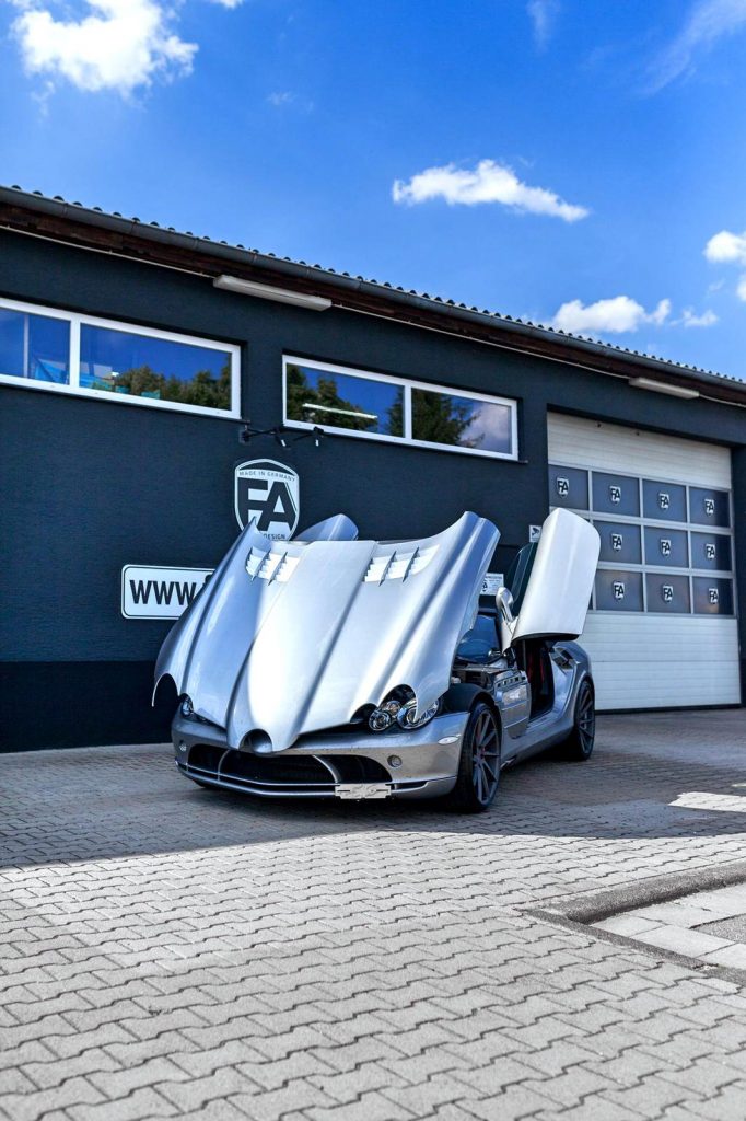 Mercedes-Benz SLR McLaren, Interieur bei FA-CARDESIGN in Rodgau - Ansicht 3