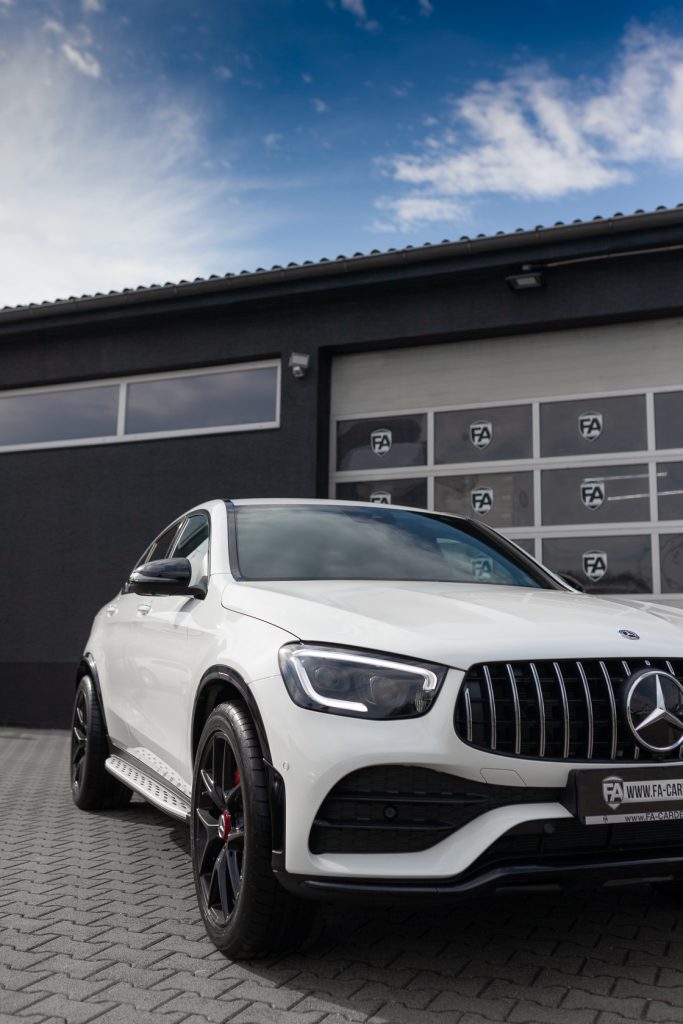 Mercedes Benz GLC 300 (X253), OEM Umbau bei FA-CARDESIGN in Rodgau - Ansicht 3