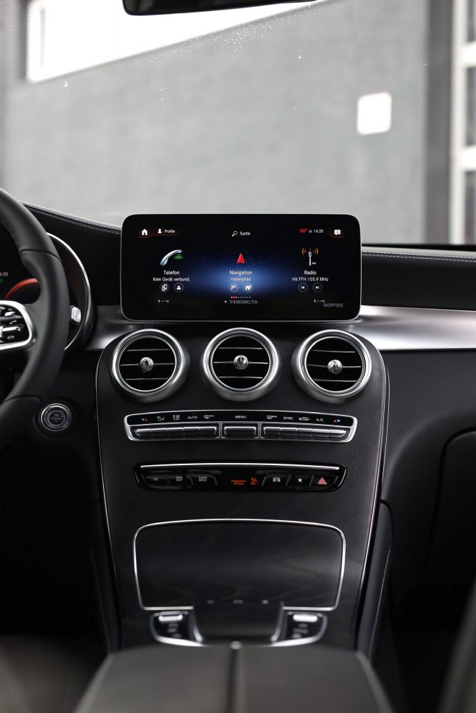 Mercedes Benz GLC 300 (X253), OEM Umbau bei FA-CARDESIGN in Rodgau - Ansicht 13