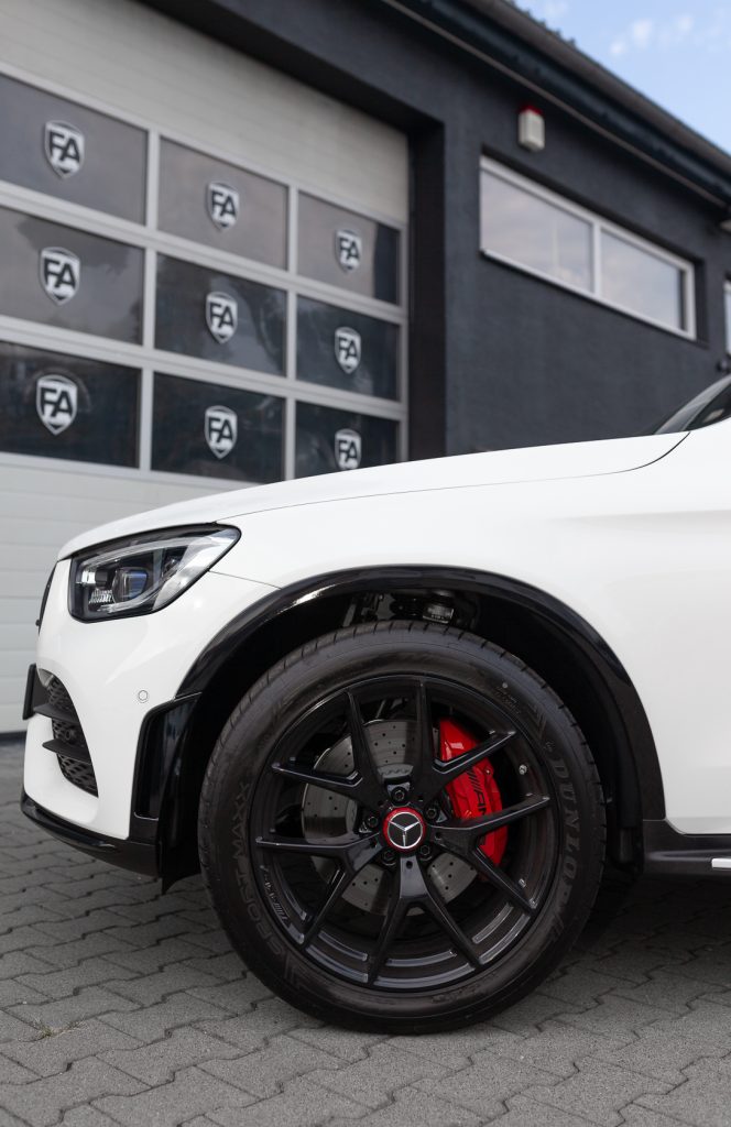 Mercedes Benz GLC 300 (X253), OEM Umbau bei FA-CARDESIGN in Rodgau - Ansicht 6