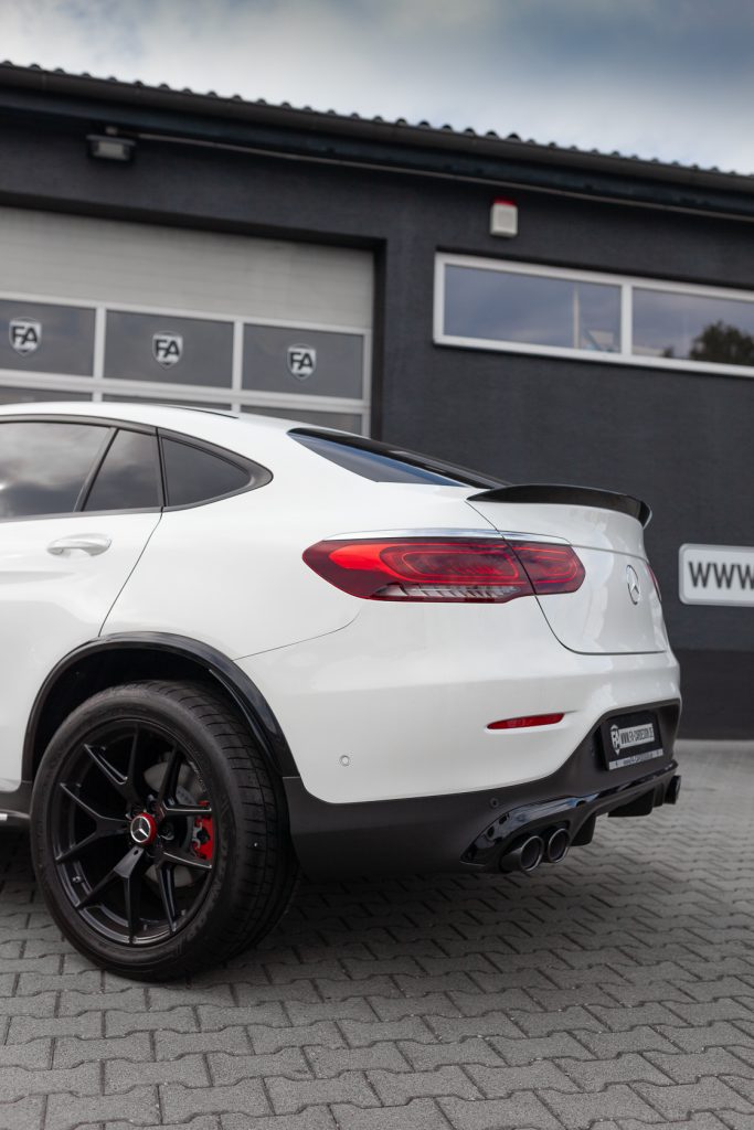 Mercedes Benz GLC 300 (X253), OEM Umbau bei FA-CARDESIGN in Rodgau - Ansicht 7