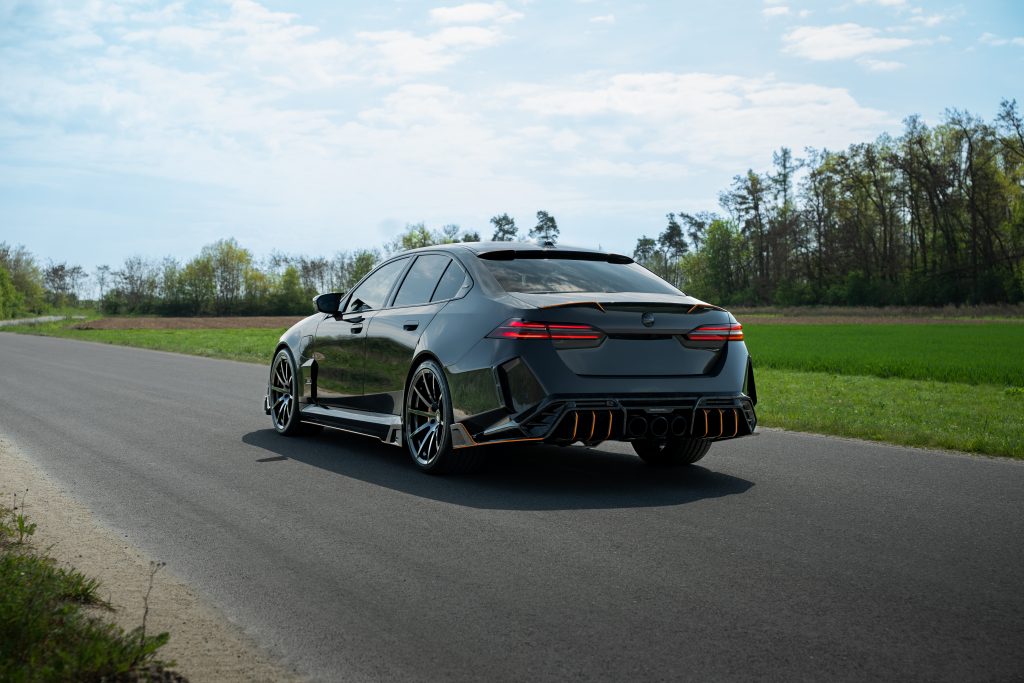 MANSORY BMW M5 G90