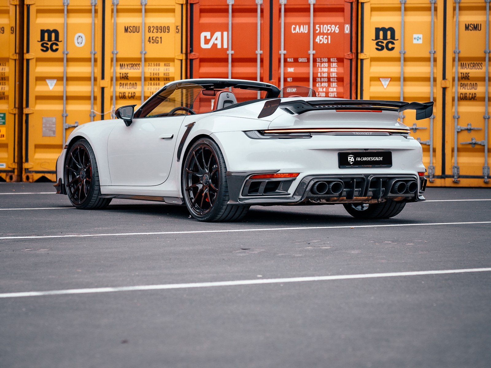 Porsche 911 Turbo Cabriolet mit Mansory Bodykit von FA-CARDESIGN