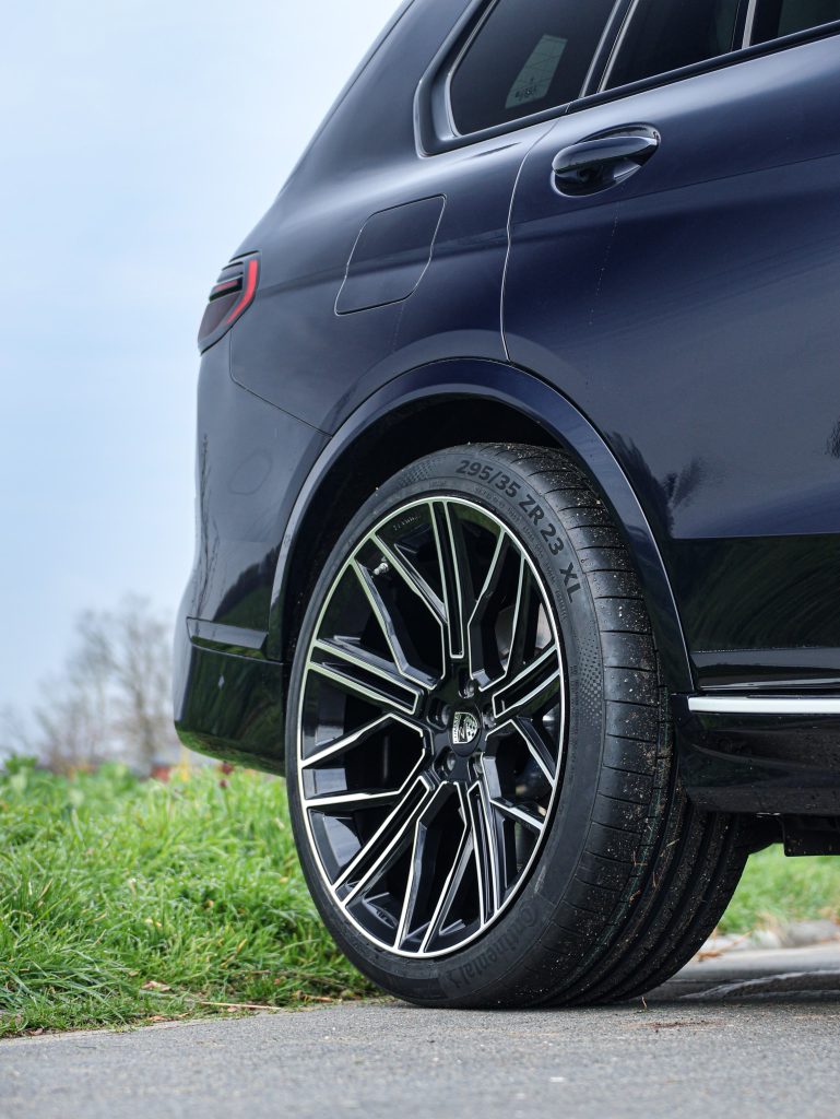 BMW X7 G07 – LUMMA