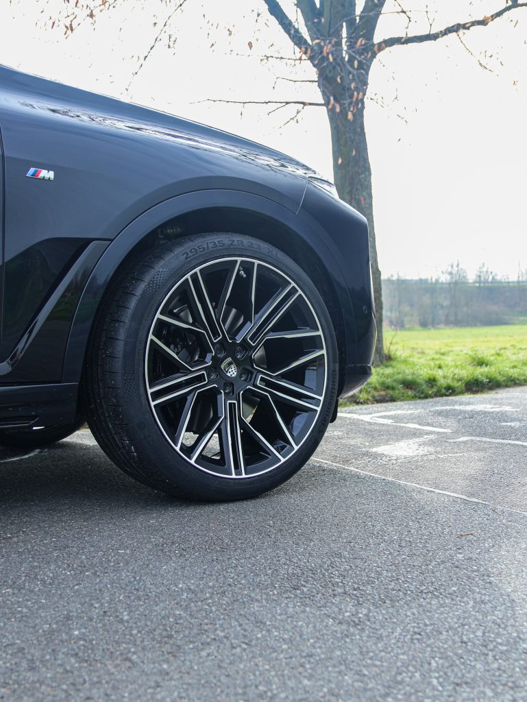BMW X7 G07 – LUMMA
