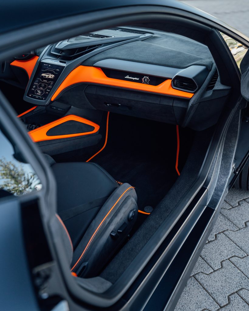 Lamborghini Revuelto MANSORY – Orange