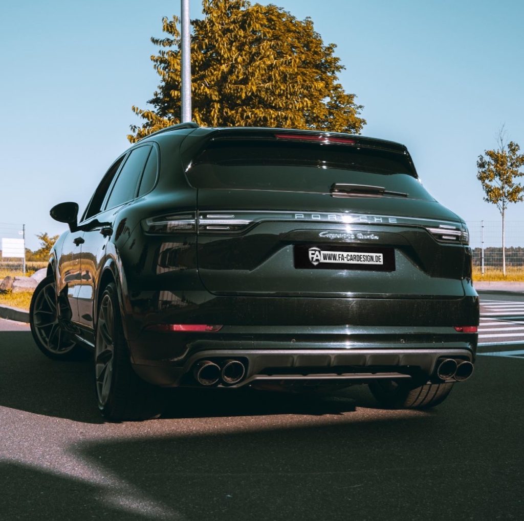 Porsche Cayenne Turbo 9Y Capristo