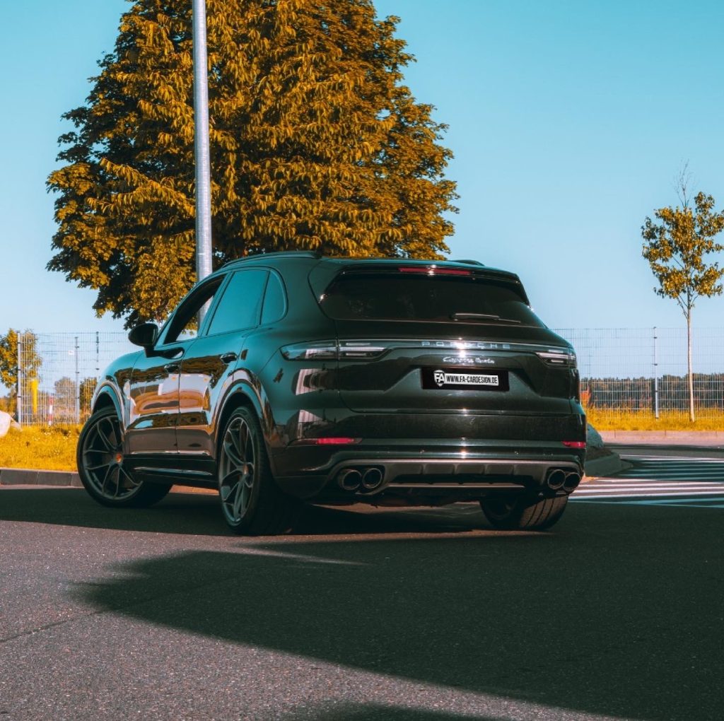 Porsche Cayenne Turbo 9Y Capristo