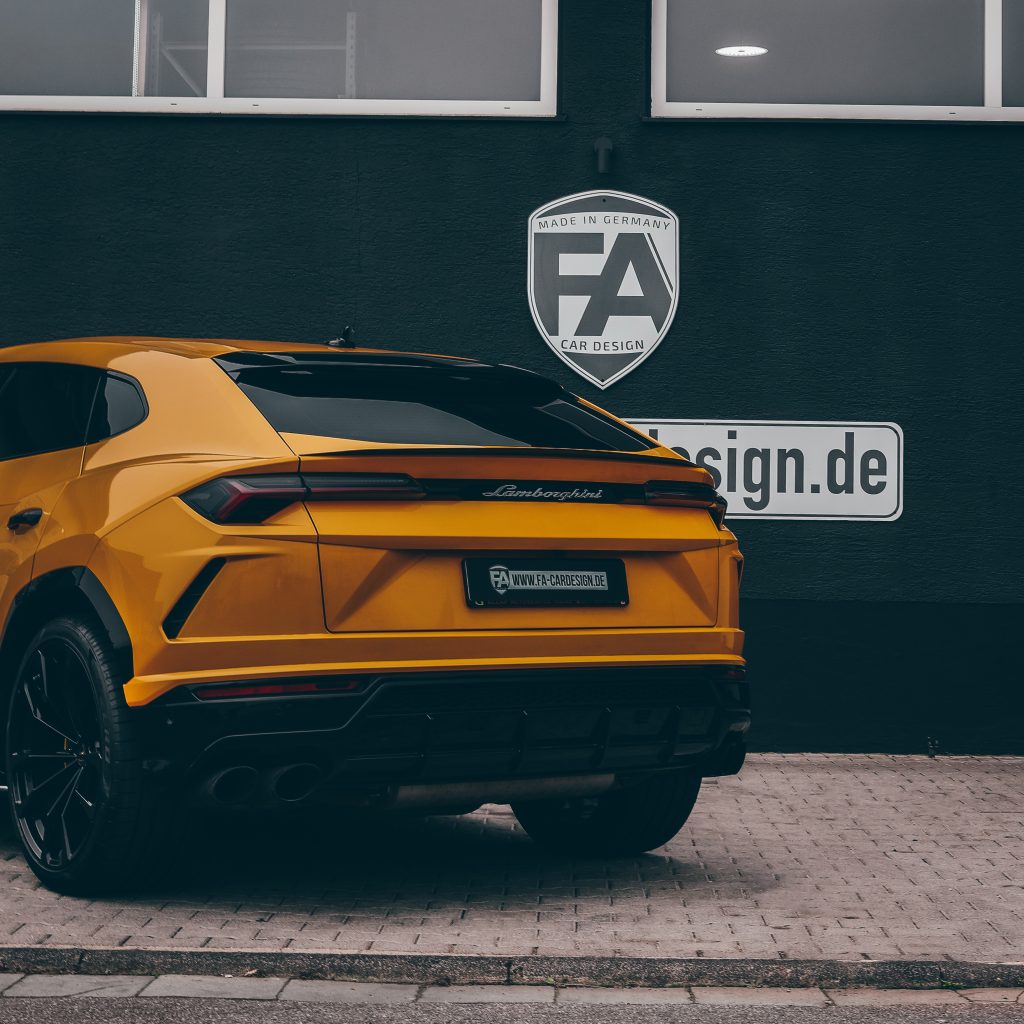 Lamborghini Urus 4M Giallo