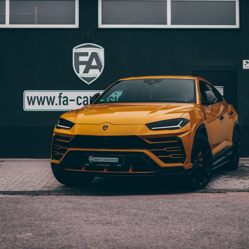 Lamborghini Urus 4M Giallo