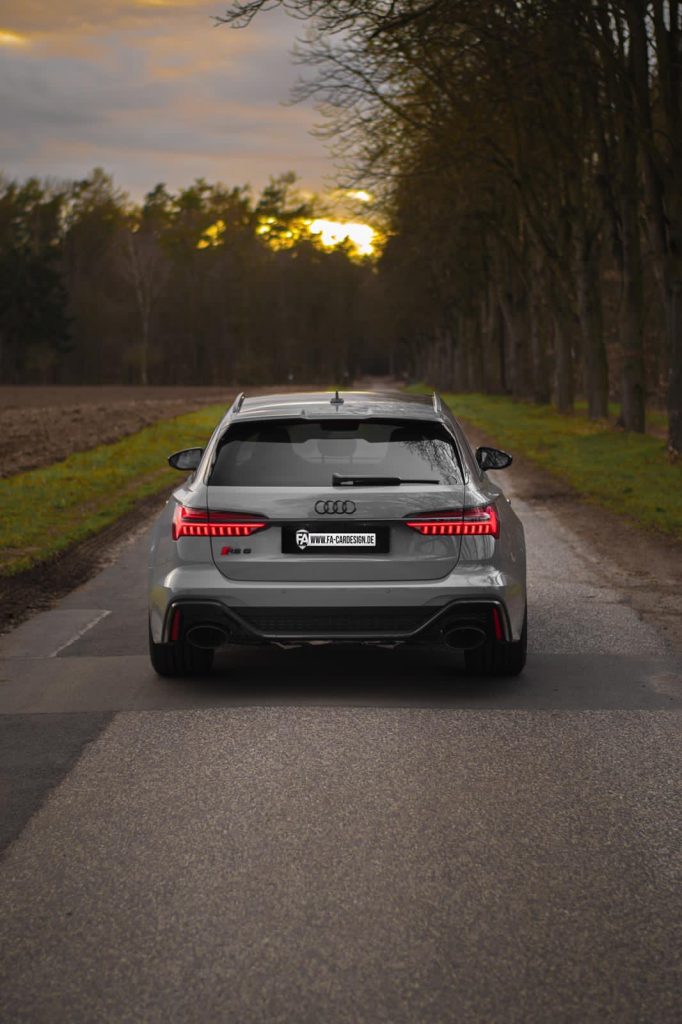 Capristo Audi RS6 4K Nardograu