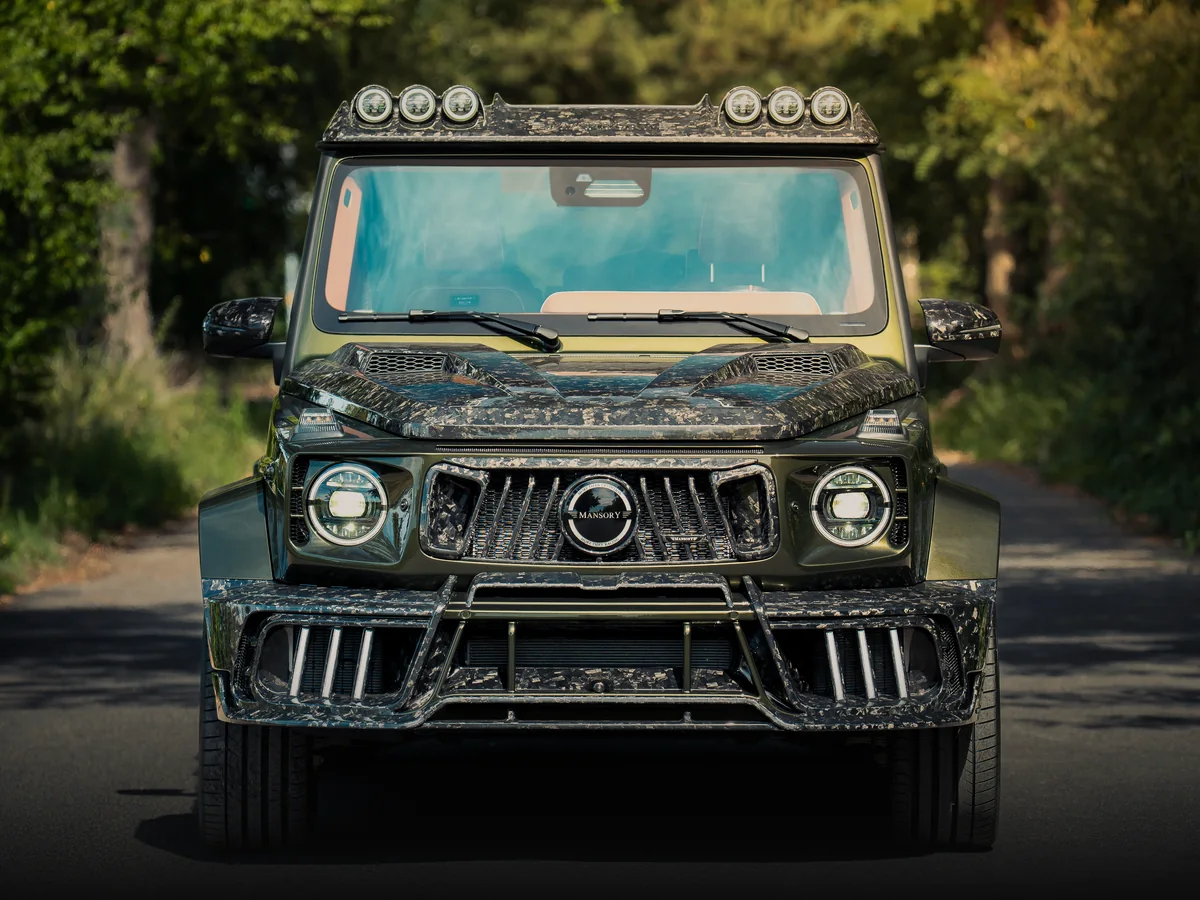 MANSORY Mercedes-Benz G-Klasse in Olivgrün mit Forged-Carbon-Bodykit bei FA-CARDESIGN