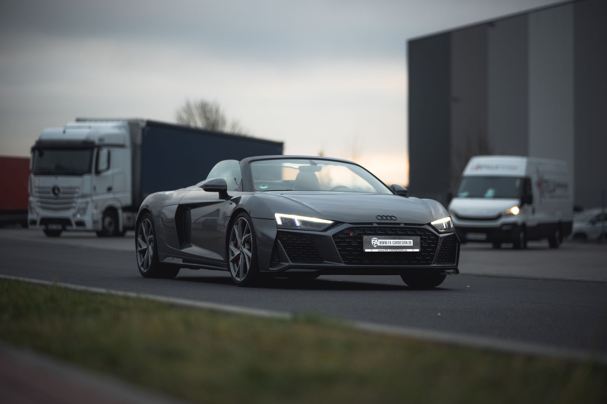 Audi R8 V10 Spyder 4S in Daytonagrau