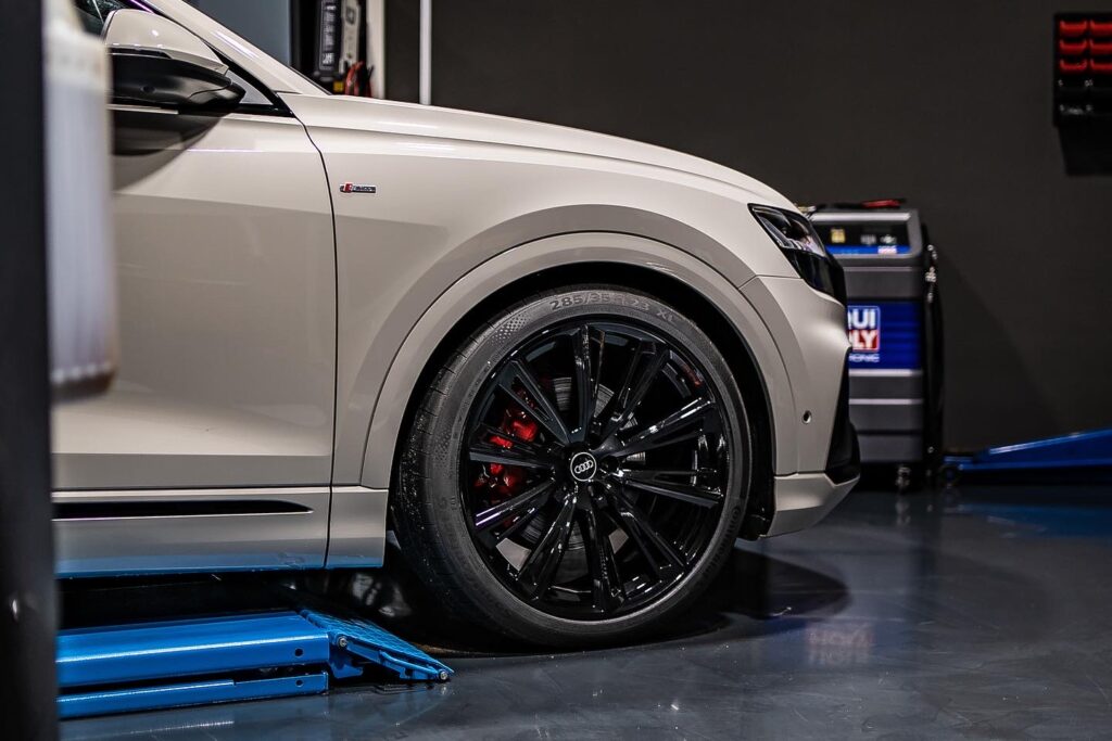 Audi Q8 4M