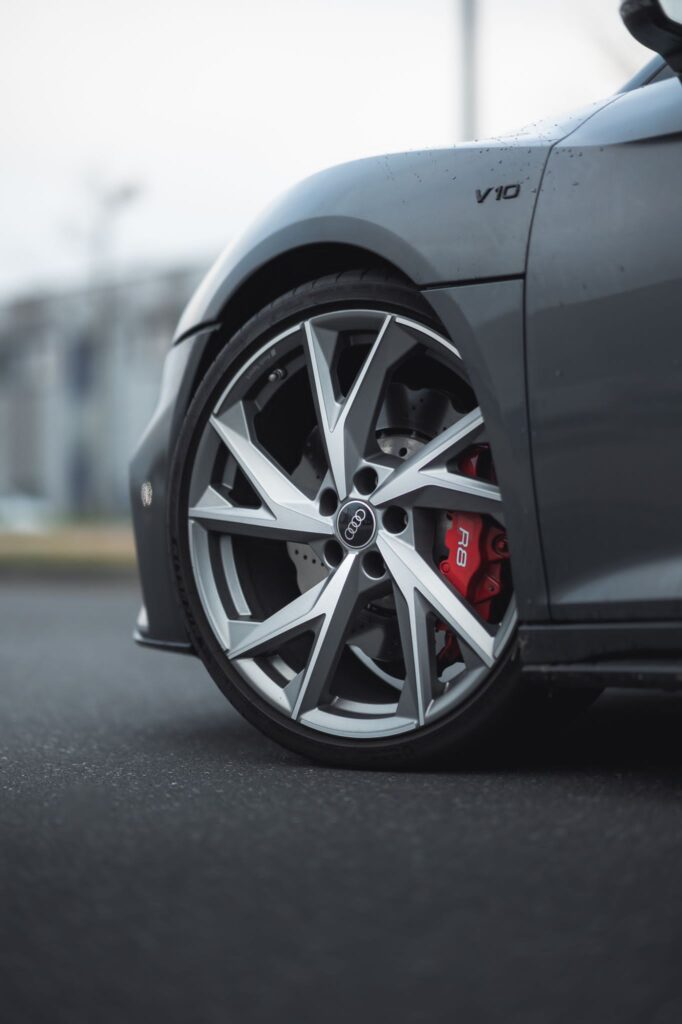 Audi R8 V10 Spyder 4S in Daytonagrau