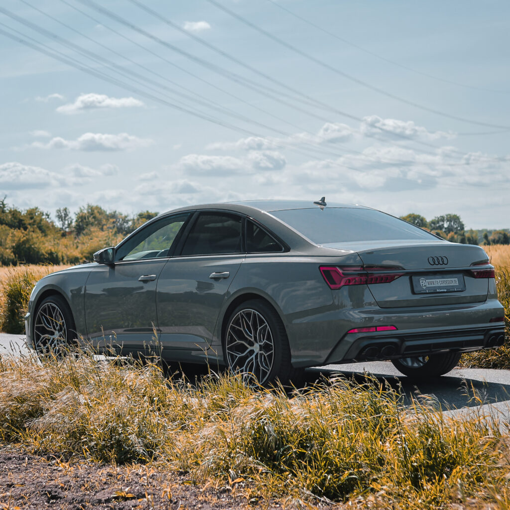 Audi A6 40 TFSI 4K in Daytonagrau im S6 Look mit Vossen HF-2 Felgen in Schwarz glanzgedreht