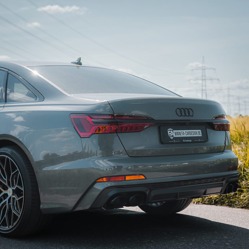 Audi A6 40 TFSI 4K in Daytonagrau im S6 Look mit Vossen HF-2 Felgen in Schwarz glanzgedreht