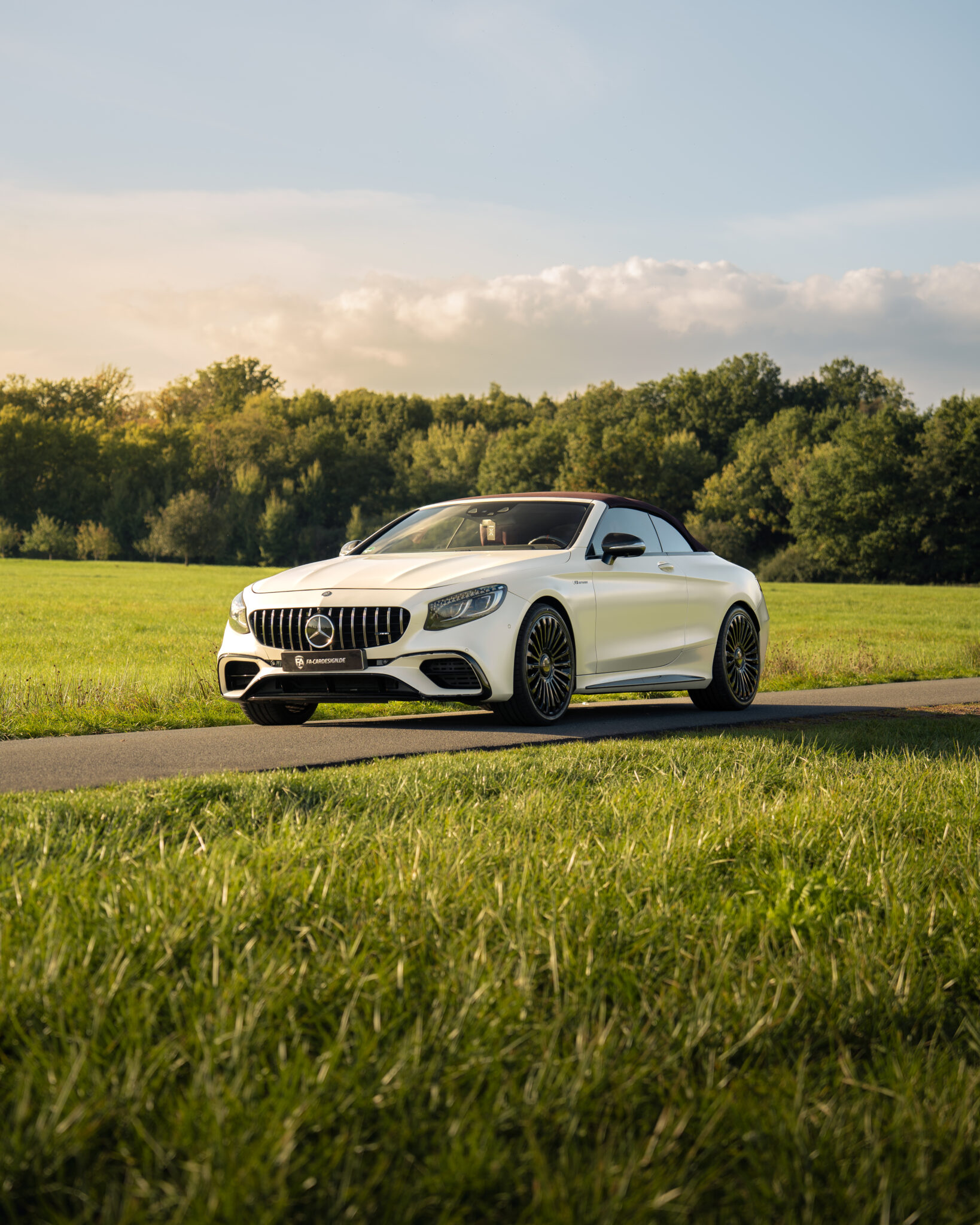 Mercedes-AMG S63 Cabriolet A217 in Weiß Matt mit MANSORY CS.11 Felgen in Gloss Black