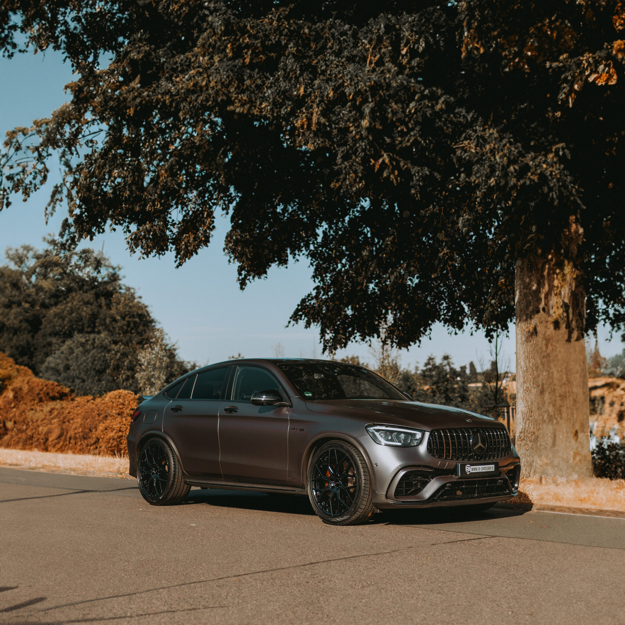 Mercedes-AMG GLC 63 S Coupé C253 in Mattgrau mit MANSORY N.80 Felgen in Gloss Black