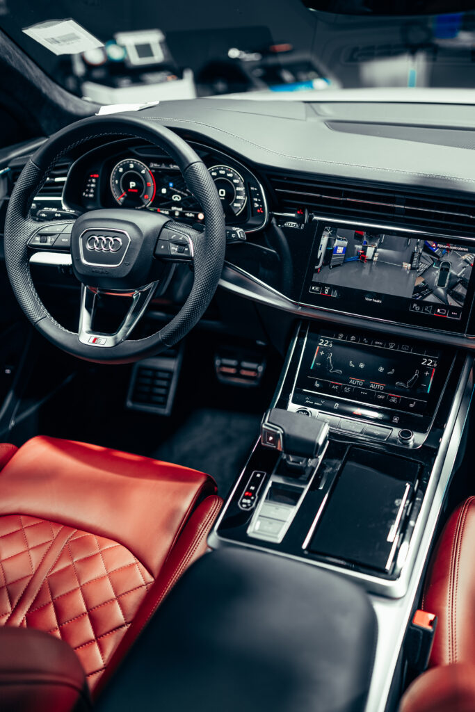 Audi Q8 4M