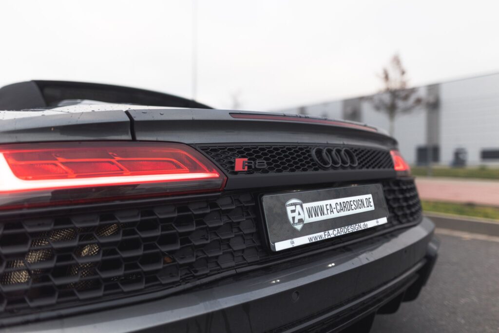 Audi R8 V10 Spyder 4S in Daytonagrau
