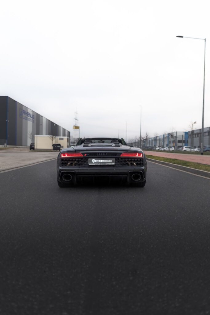 Audi R8 V10 Spyder 4S in Daytonagrau